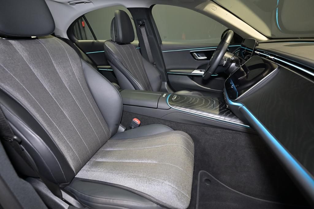 Mercedes-Benz E 220 2025 г. Серый, пробег 26927 км