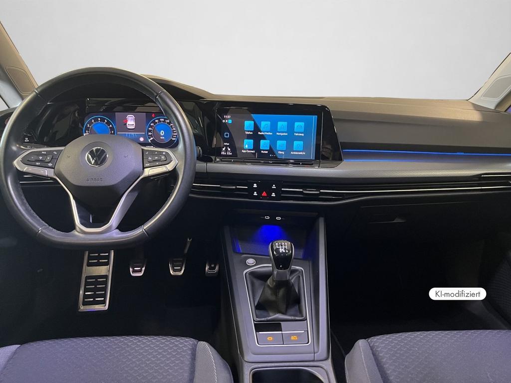 Volkswagen Golf 2022 г. Серый, пробег 48168 км