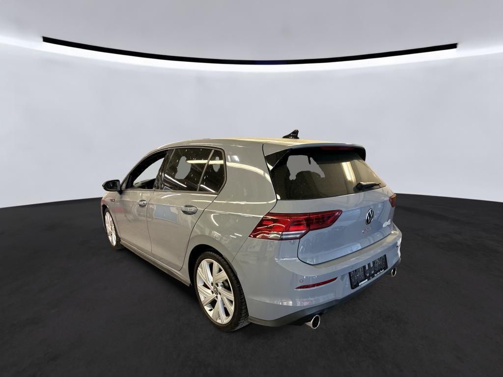 Volkswagen Golf 2023 г. Серый, пробег 28309 км