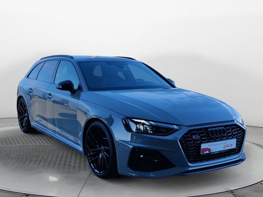 Audi RS4 2024 г. Серый, пробег 27150 км