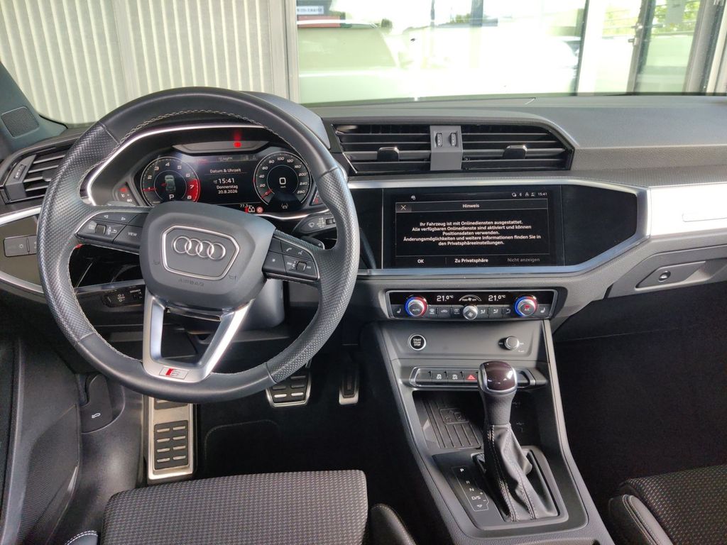 Audi Q3 2024 г. Белый, пробег 36000 км