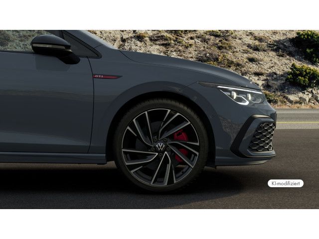 Volkswagen Golf 2023 г. Серый, пробег 55980 км