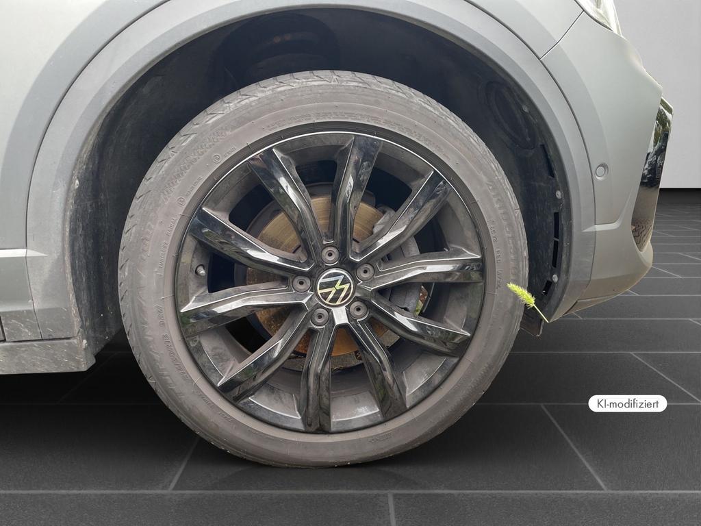 Volkswagen T-Roc 2023 г. Серый, пробег 29185 км