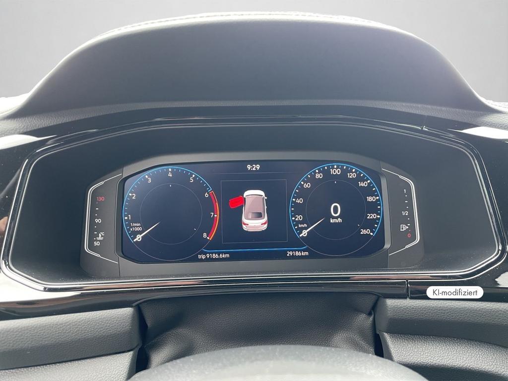 Volkswagen T-Roc 2023 г. Серый, пробег 29185 км