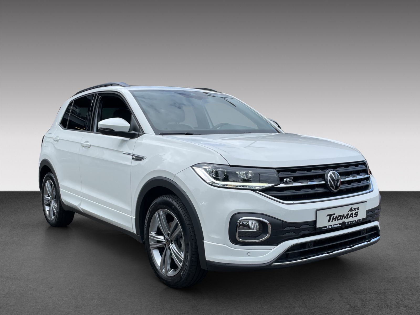 Volkswagen T-Cross 2022 г. Белый, пробег 27540 км