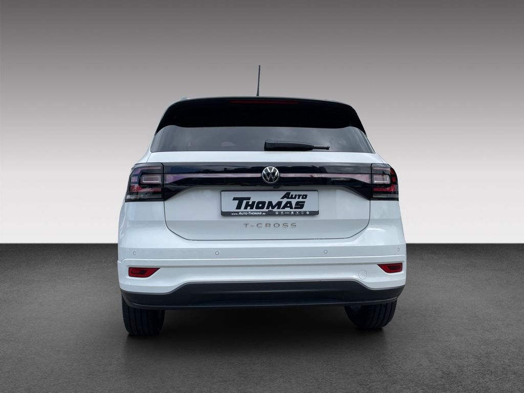 Volkswagen T-Cross 2022 г. Белый, пробег 27540 км