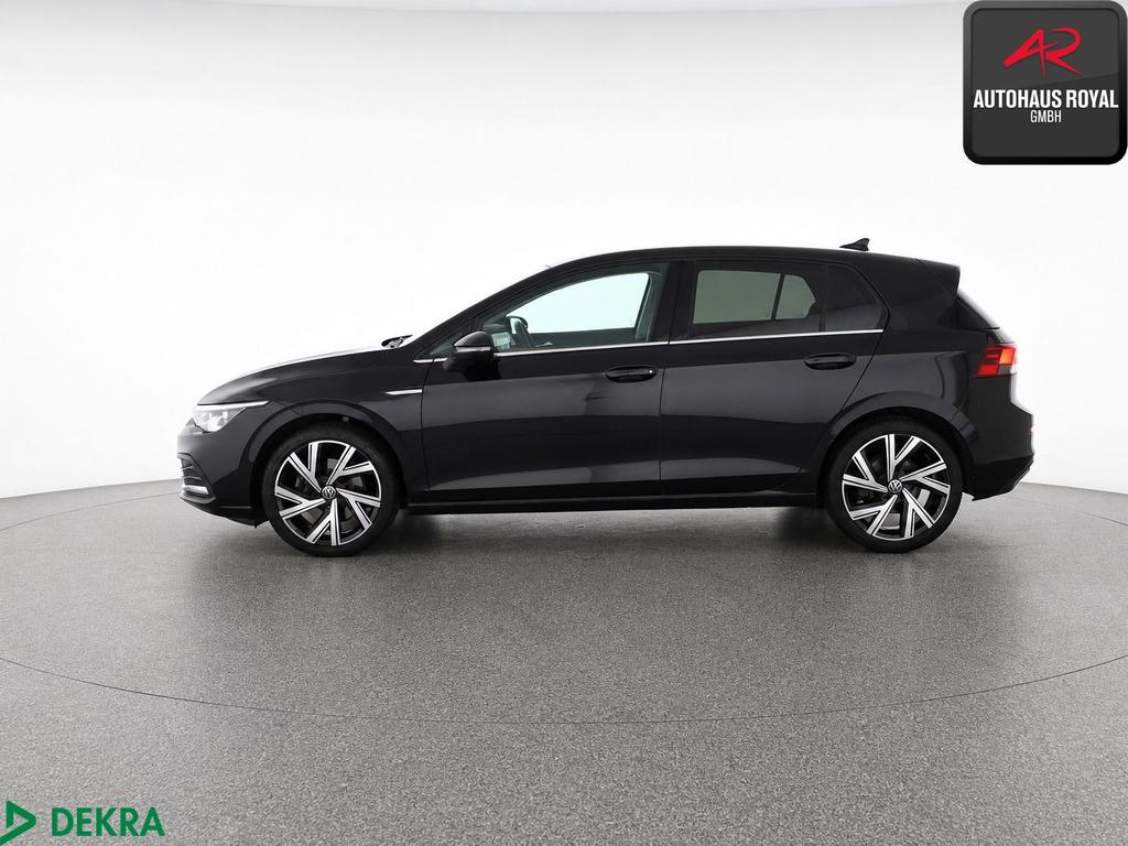 Volkswagen Golf 2023 г. Чёрный, пробег 59985 км