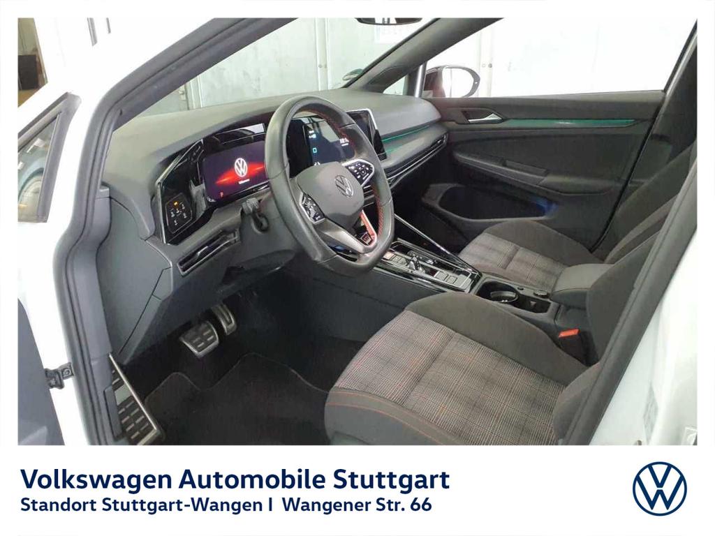 Volkswagen Golf 2023 г. Белый, пробег 47979 км