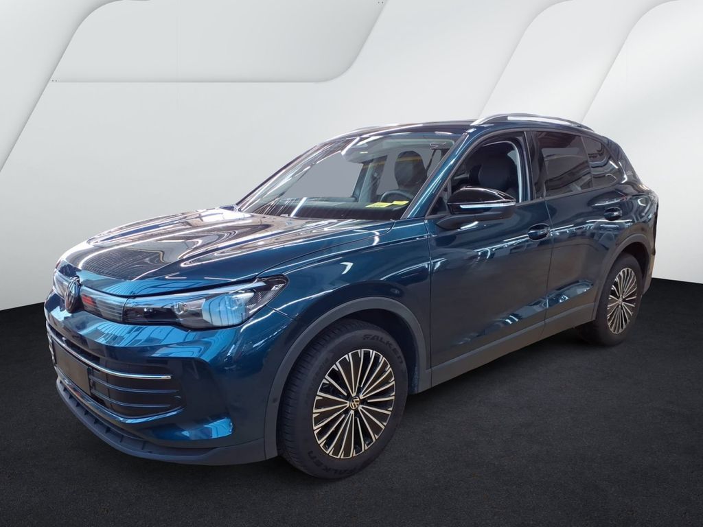 Volkswagen Tiguan 2025 г. Синий, пробег 19550 км