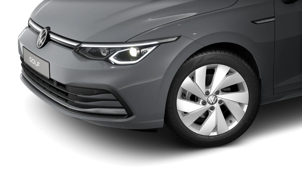 Volkswagen Golf 2024 г. Серый, пробег 15935 км