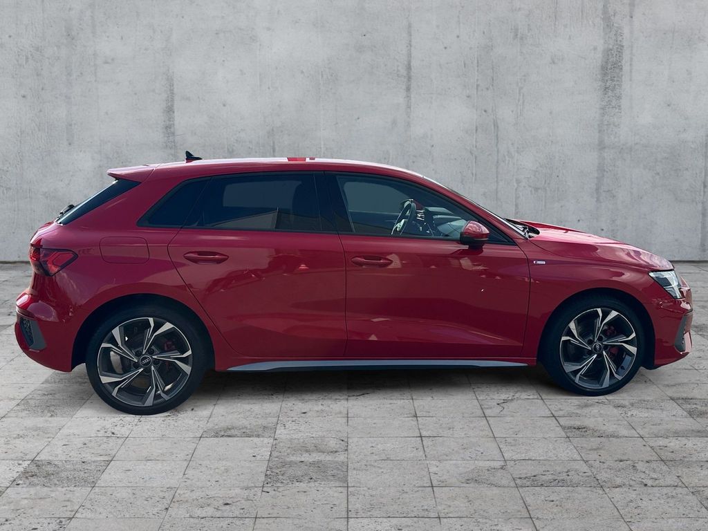 Audi A3 2022 г. Красный, пробег 47191 км