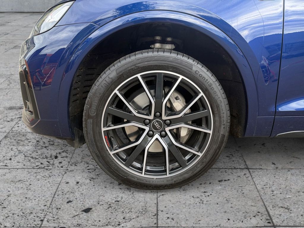 Audi Q5 2023 г. Синий, пробег 53580 км
