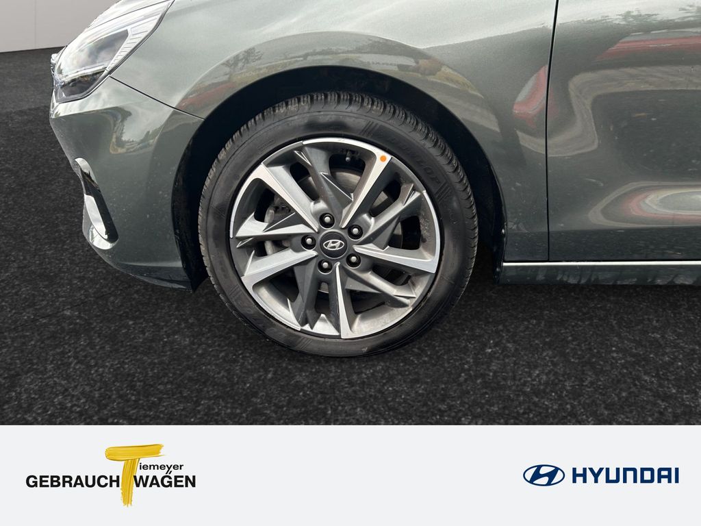 Hyundai i30 2024 г. Серый, пробег 46701 км