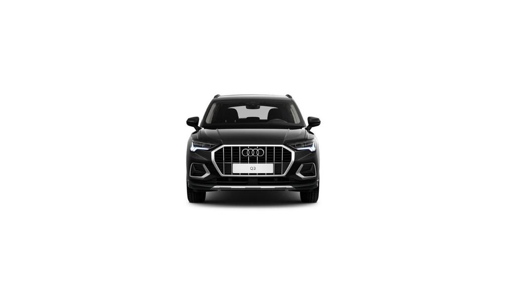 Audi Q3 2022 г. Чёрный, пробег 33080 км