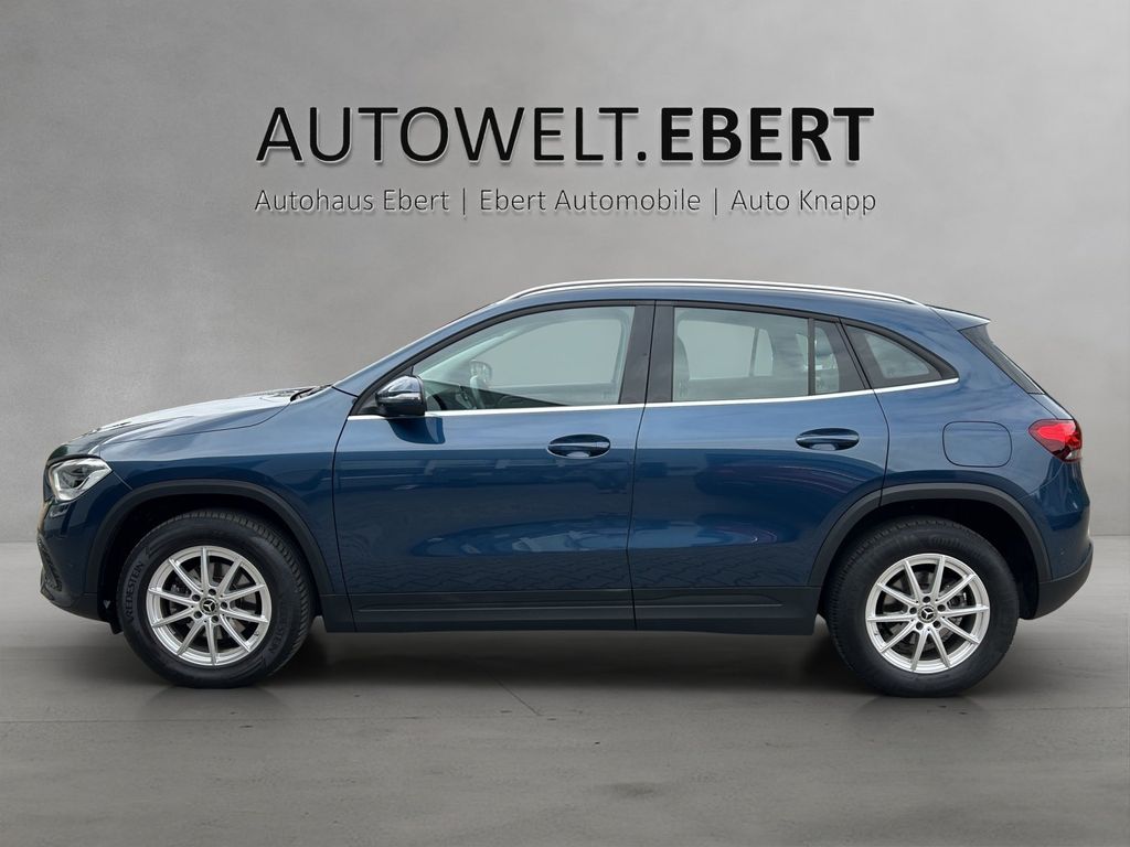 Mercedes-Benz GLA 180 2023 г. Синий, пробег 59715 км