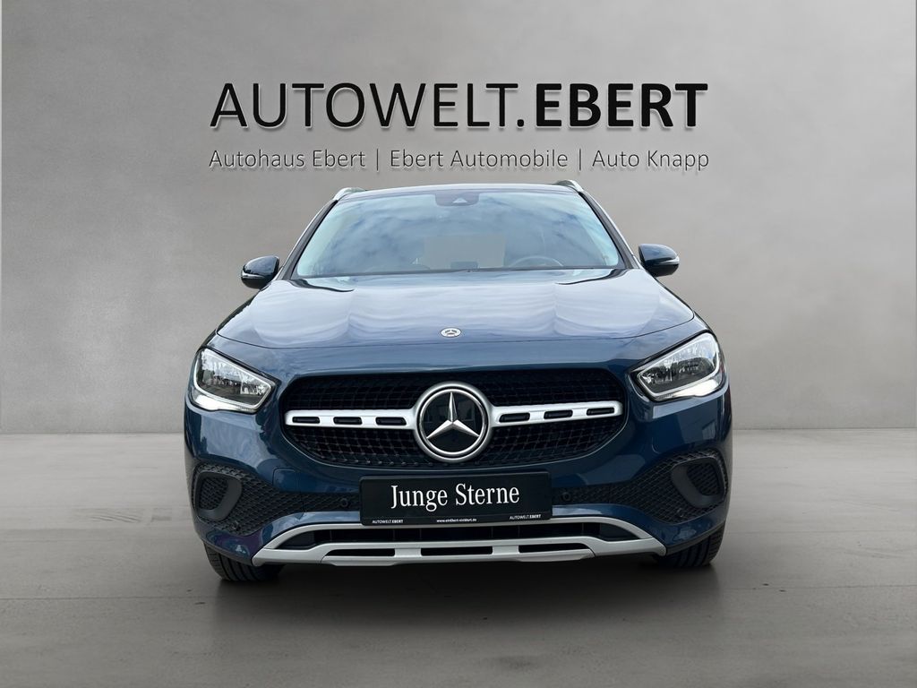 Mercedes-Benz GLA 180 2023 г. Синий, пробег 59715 км