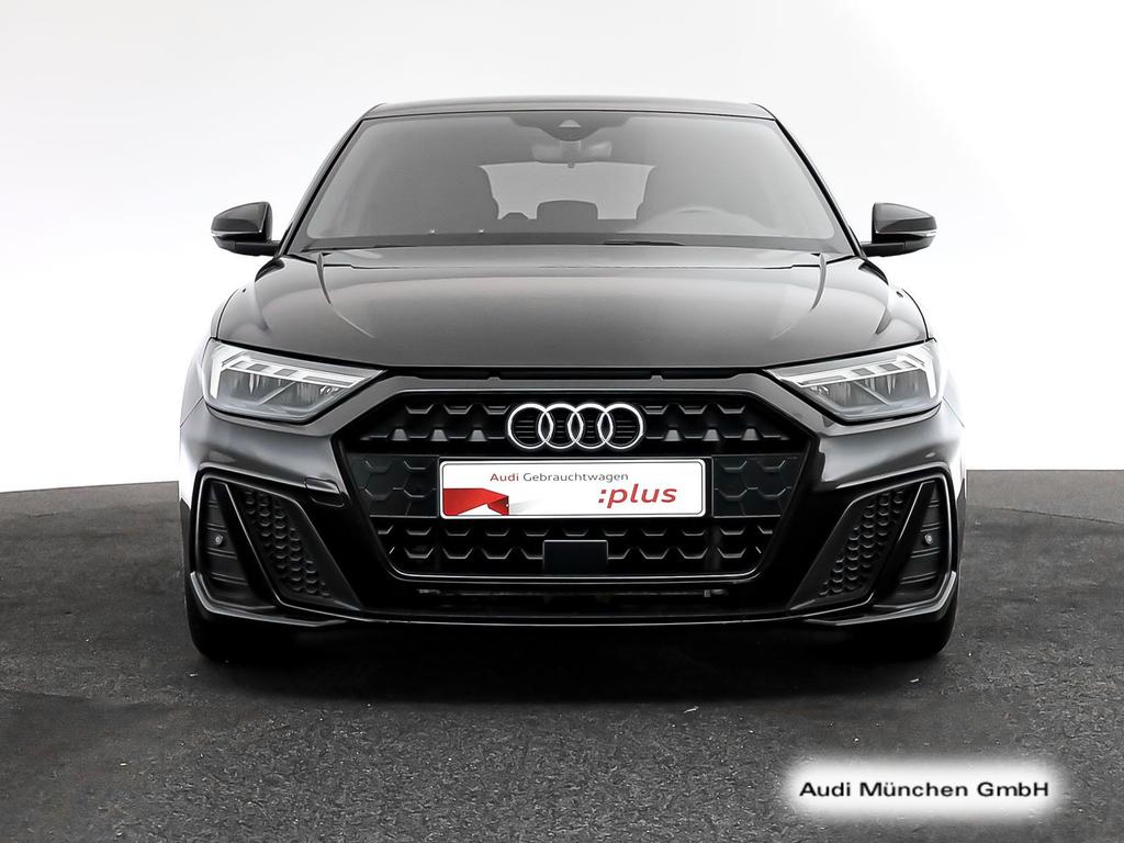Audi A1 2022 г. Чёрный, пробег 31426 км