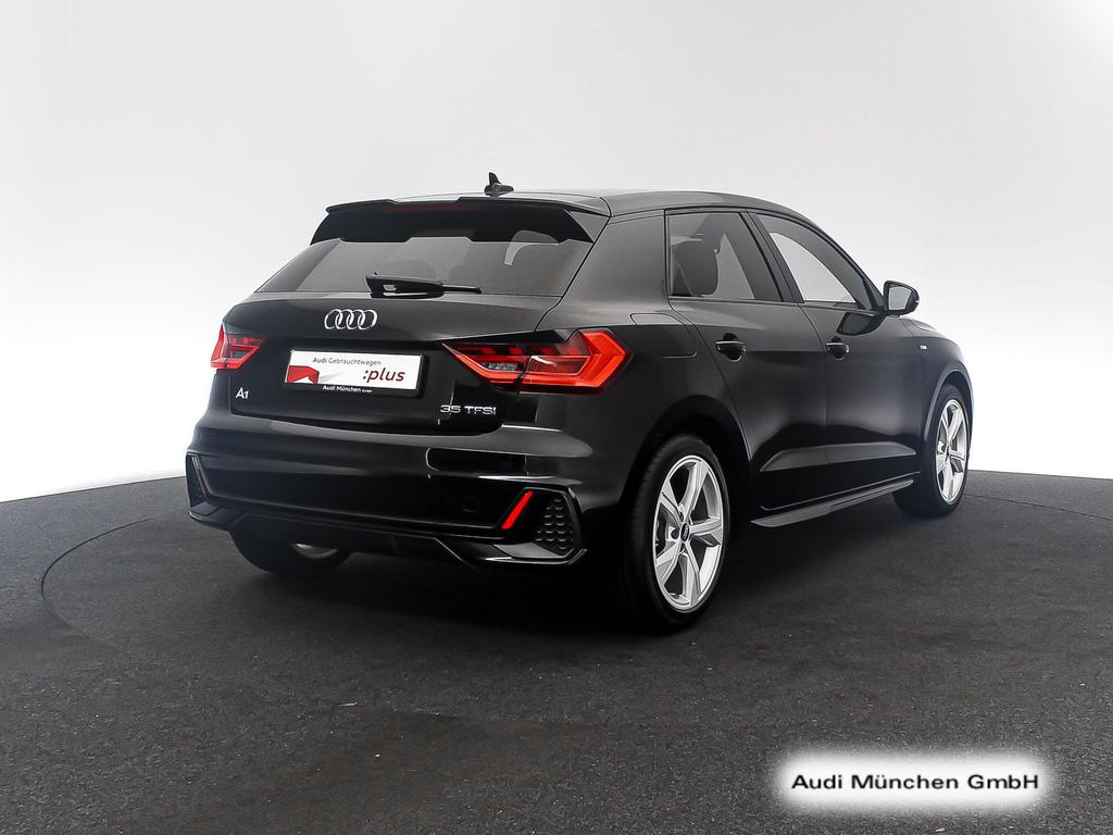Audi A1 2022 г. Чёрный, пробег 31426 км