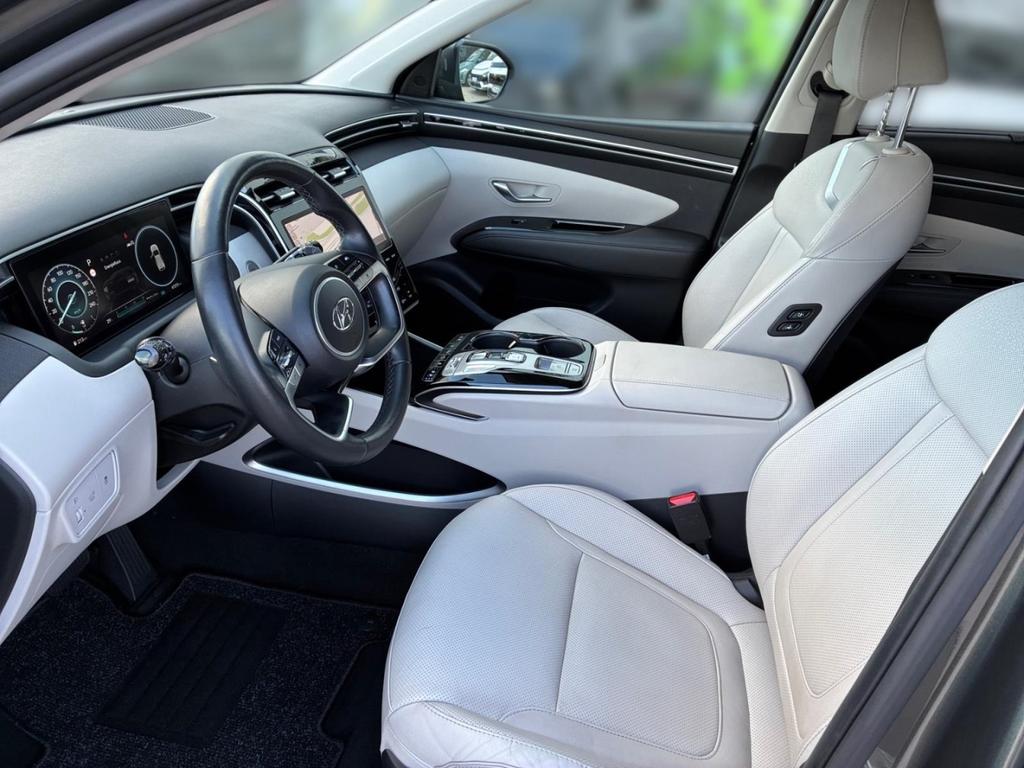 Hyundai Tucson 2021 г. Серый, пробег 47270 км