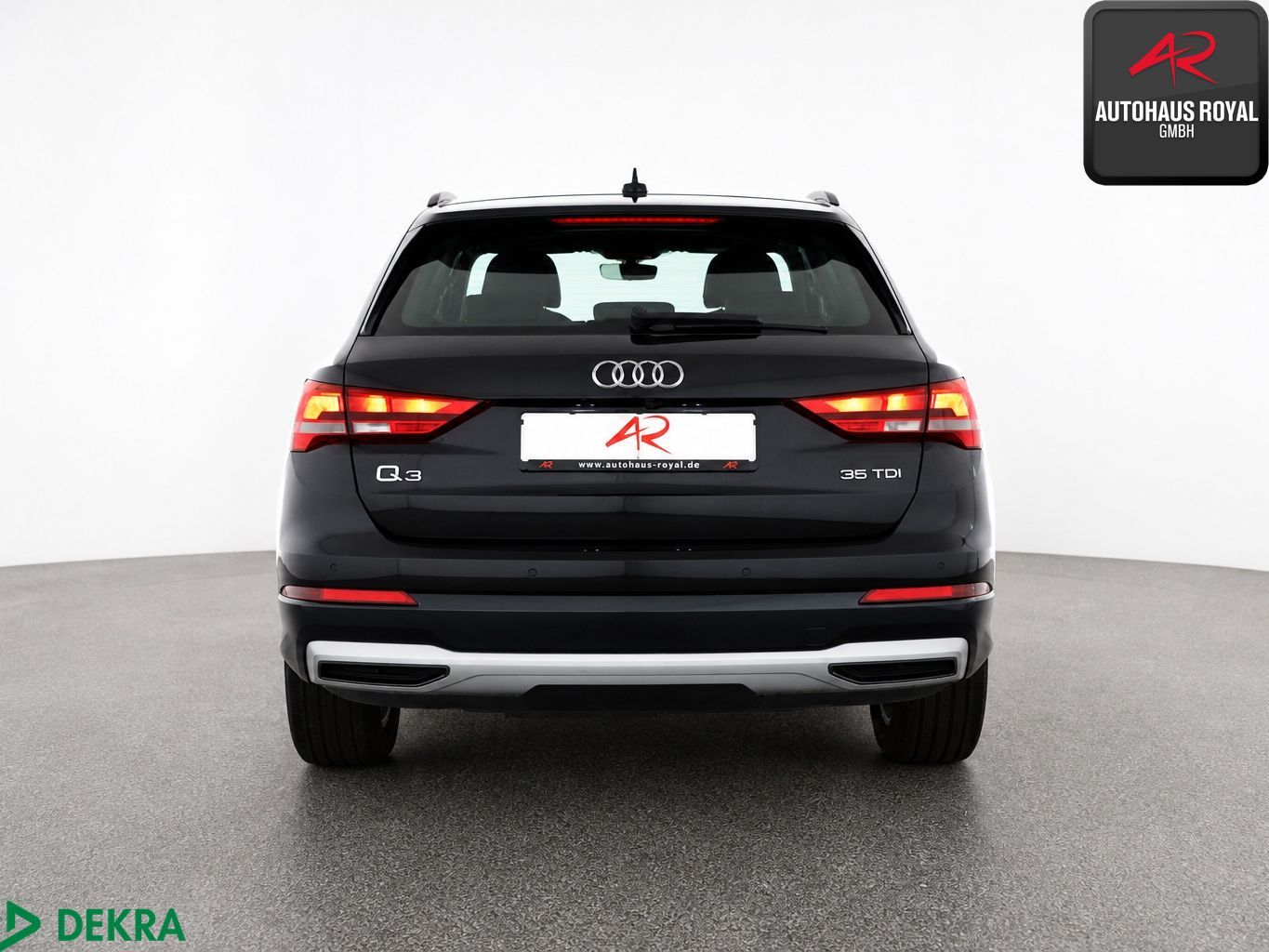Audi Q3 2022 г. Чёрный, пробег 53613 км