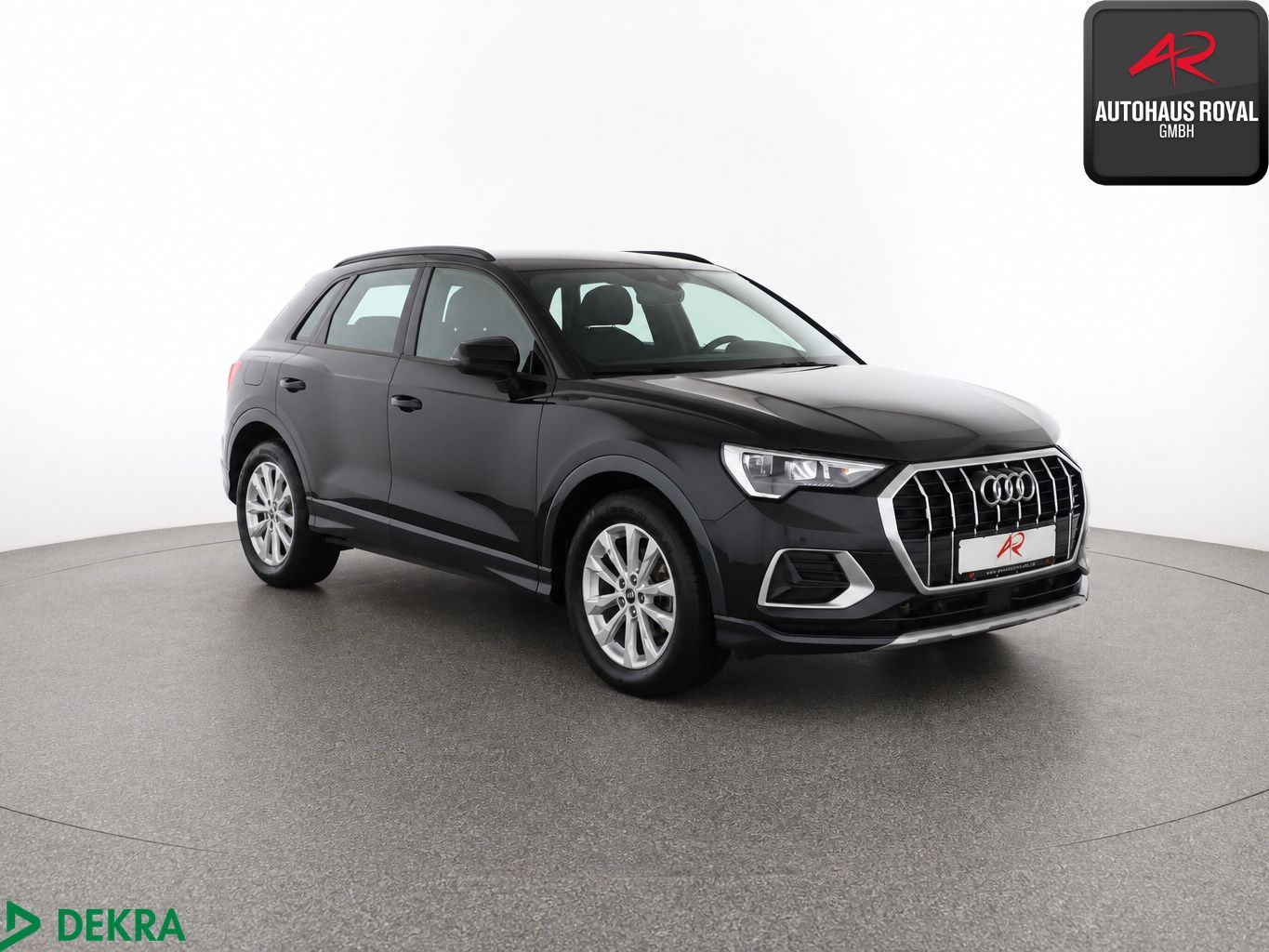 Audi Q3 2022 г. Чёрный, пробег 53613 км