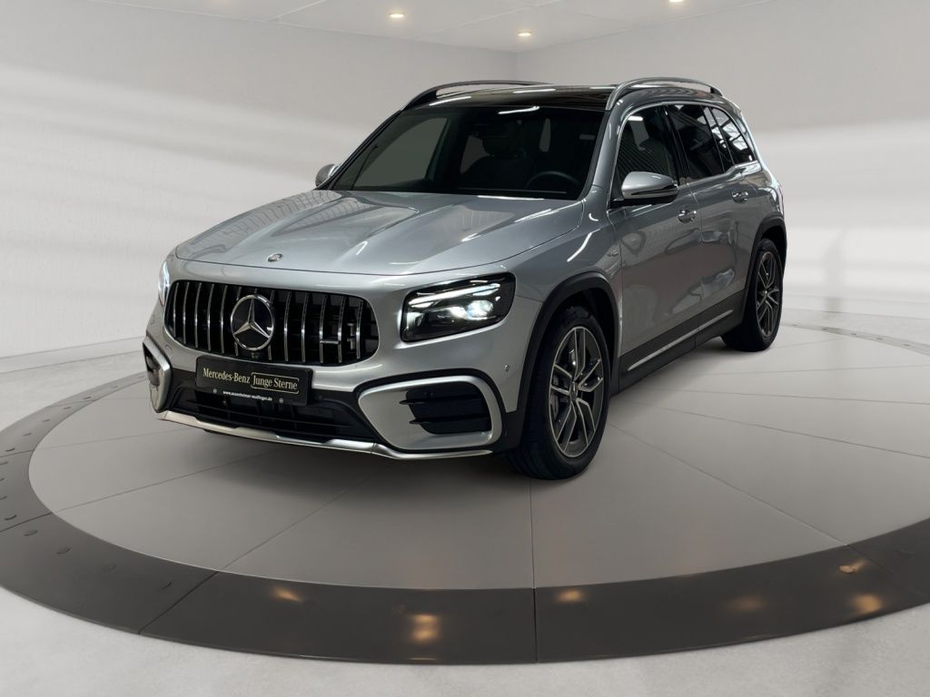 Mercedes-Benz GLB 35 AMG 2025 г. Серебристый, пробег 3308 км