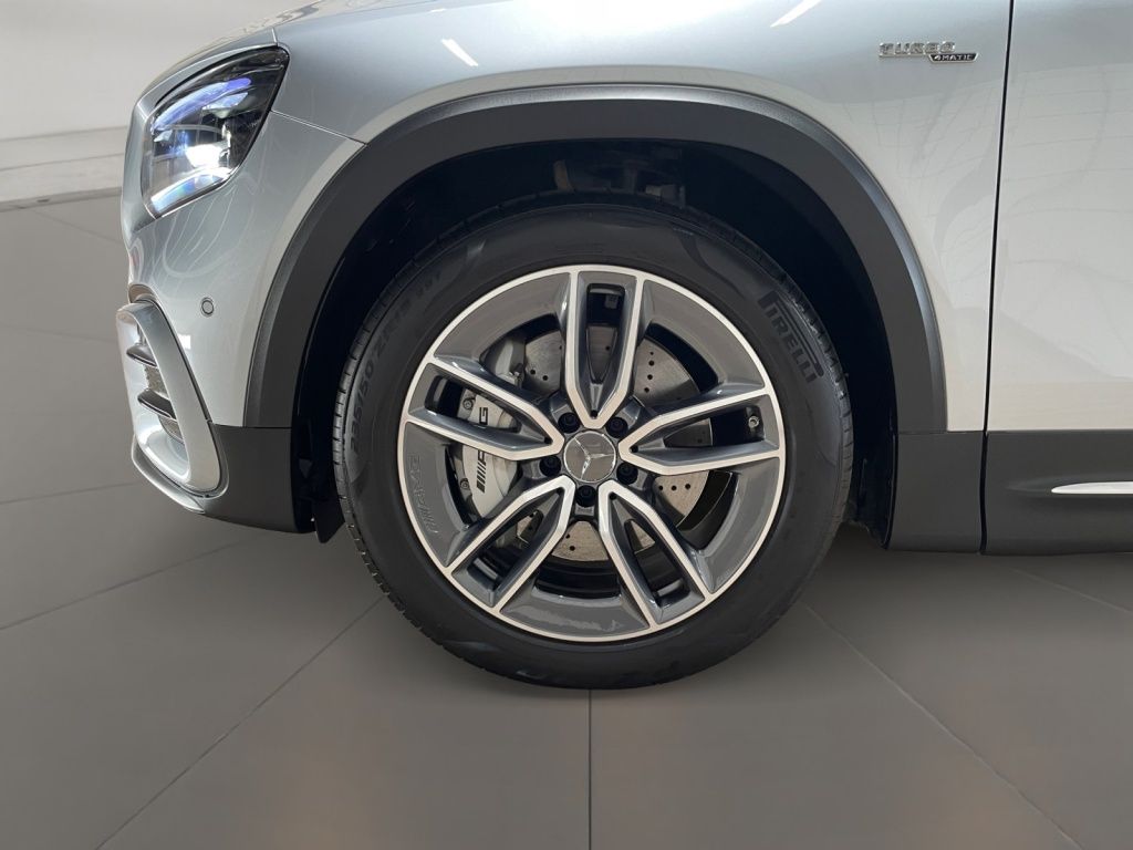 Mercedes-Benz GLB 35 AMG 2025 г. Серебристый, пробег 3308 км