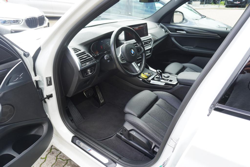 BMW X3 2024 г. Белый, пробег 46330 км