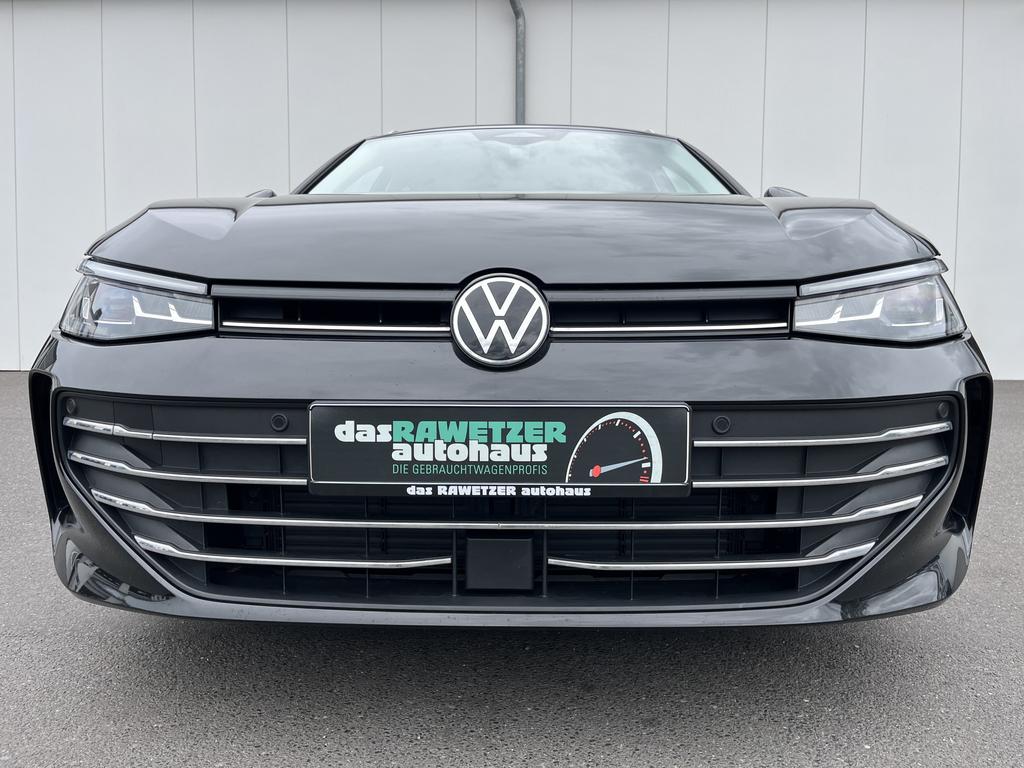 Volkswagen PASSAT VARIANT 2024 г. Чёрный, пробег 49800 км