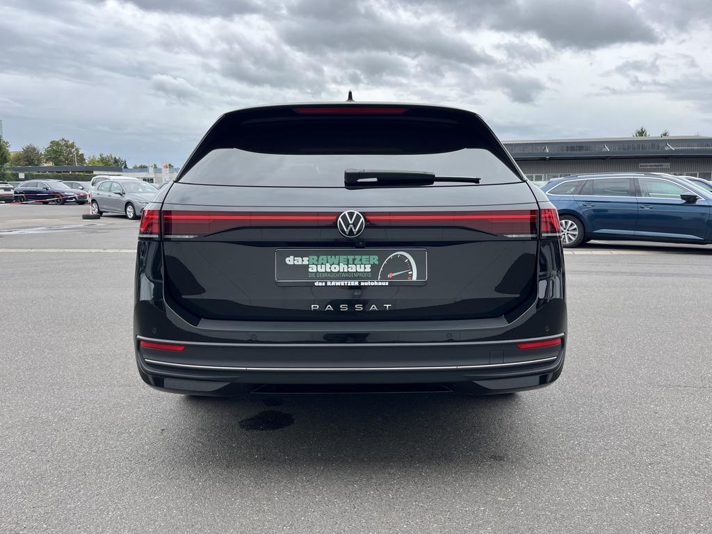 Volkswagen PASSAT VARIANT 2024 г. Чёрный, пробег 49800 км