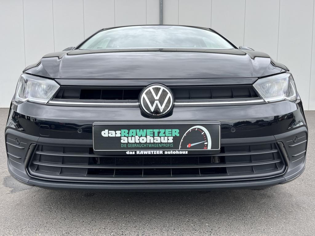 Volkswagen Polo 2023 г. Чёрный, пробег 28095 км