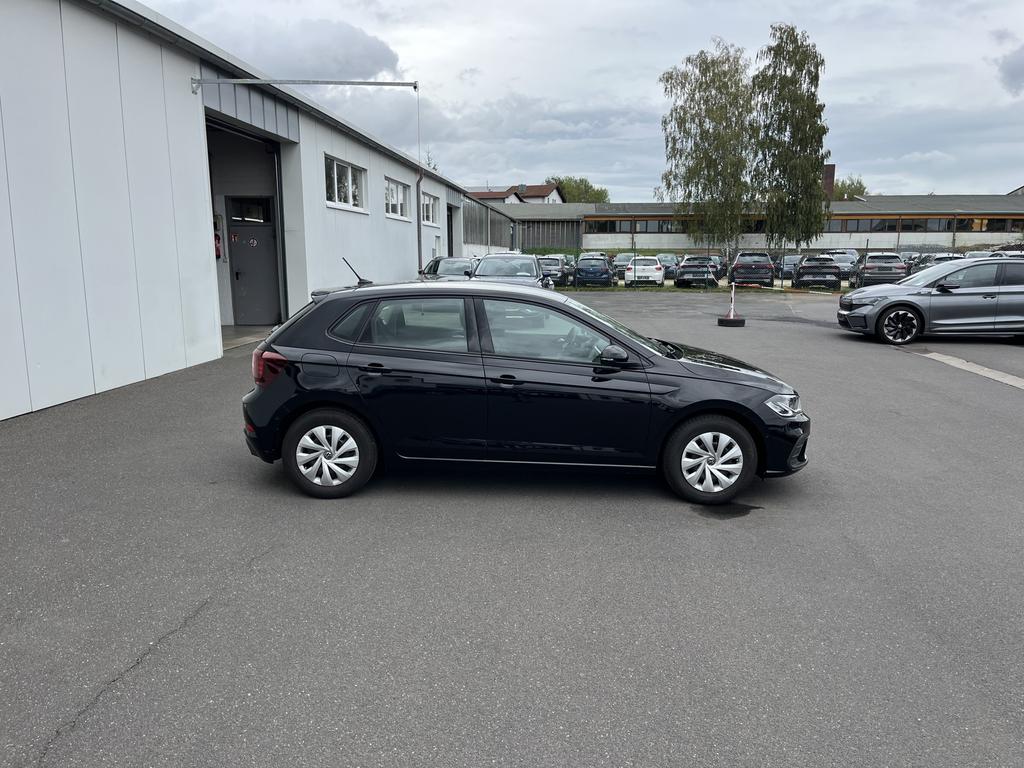 Volkswagen Polo 2023 г. Чёрный, пробег 28095 км