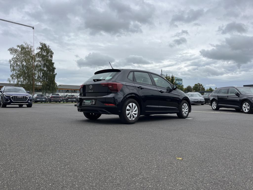 Volkswagen Polo 2023 г. Чёрный, пробег 28095 км