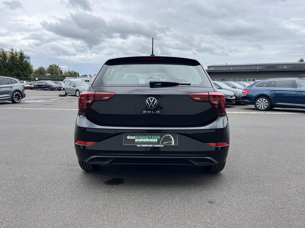 Volkswagen Polo 2023 г. Чёрный, пробег 28095 км