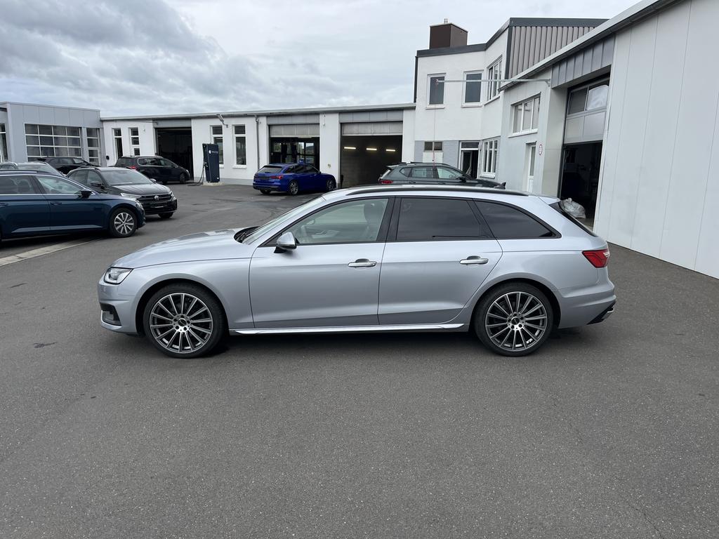 Audi A4 2023 г. Серебристый, пробег 42171 км