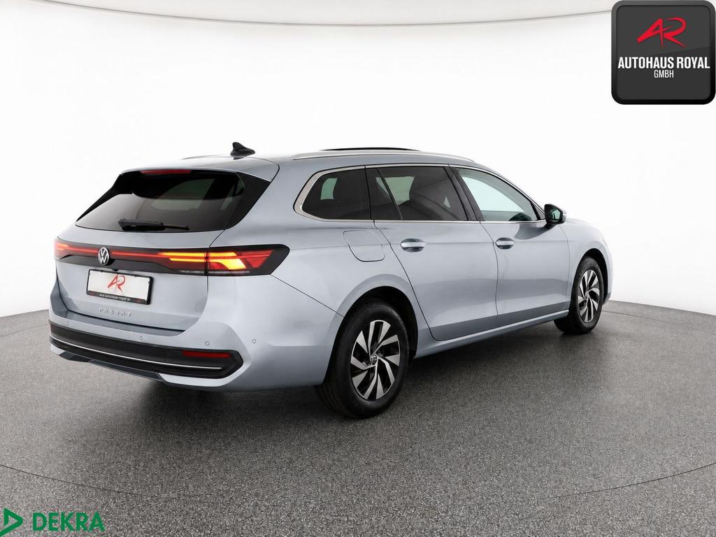Volkswagen Passat 2024 г. Серебристый, пробег 58602 км