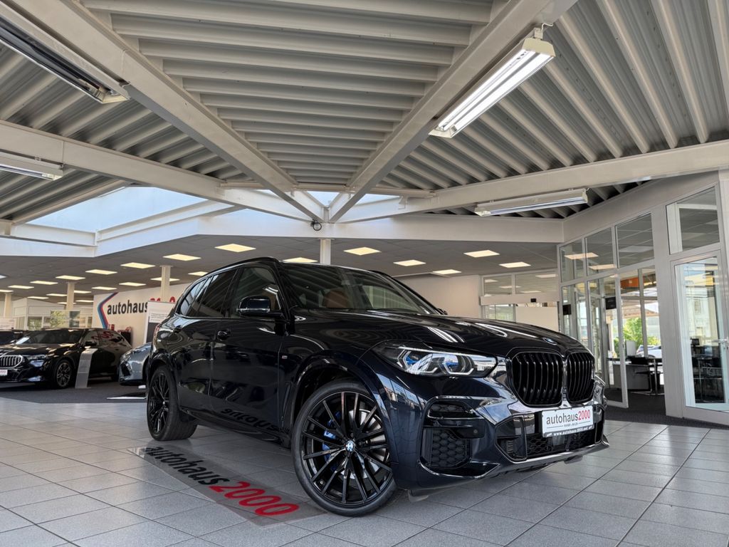 BMW X5 2022 г. Чёрный, пробег 37639 км