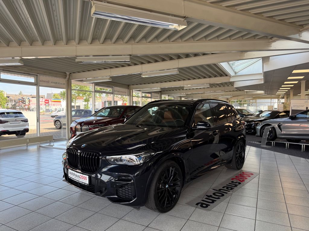 BMW X5 2022 г. Чёрный, пробег 37639 км