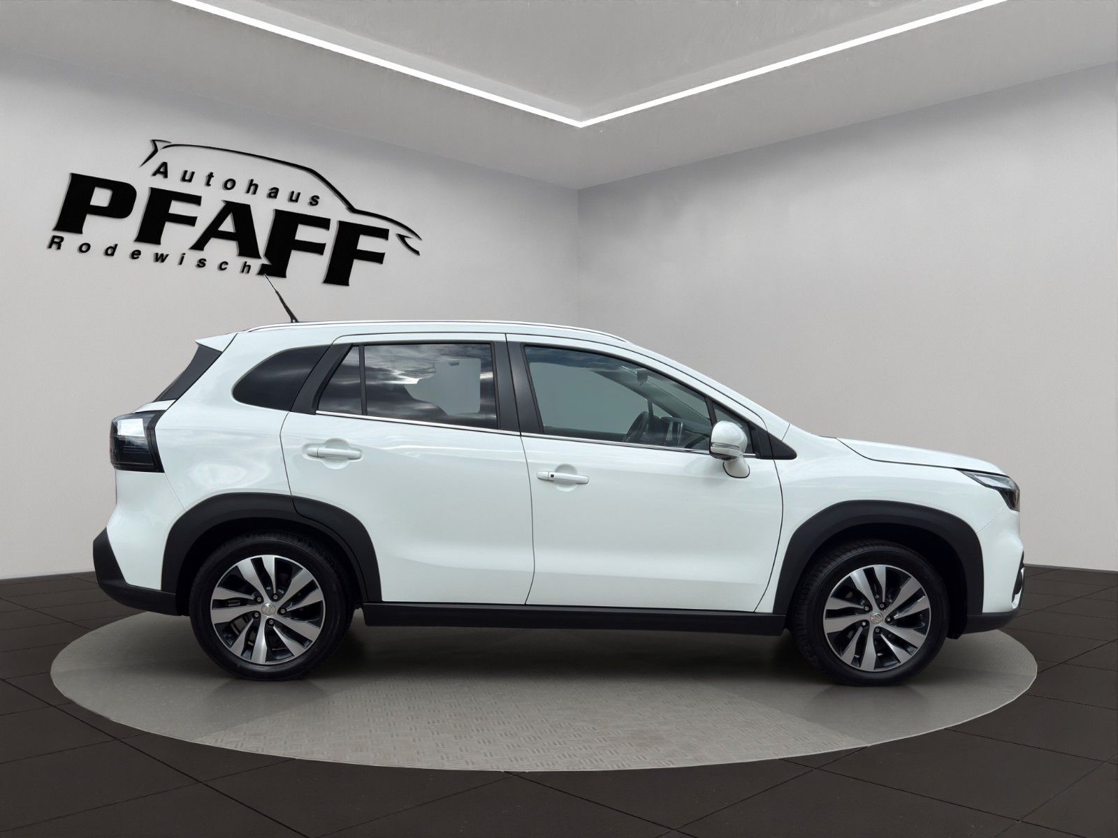 Suzuki (SX4) S-CROSS 2022 г. Белый, пробег 48911 км