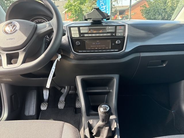 Volkswagen up! 2022 г. Чёрный, пробег 55235 км
