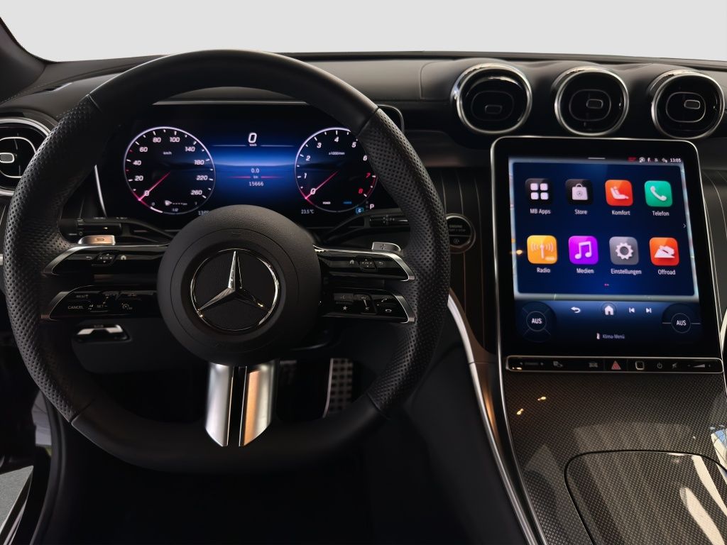 Mercedes-Benz GLC 200 2026 г. Чёрный, пробег 15665 км