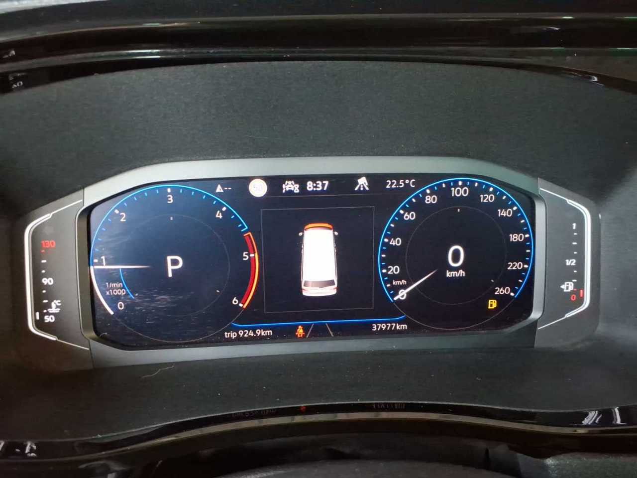 Volkswagen T6 MULTIVAN 2021 г. Чёрный, пробег 38500 км
