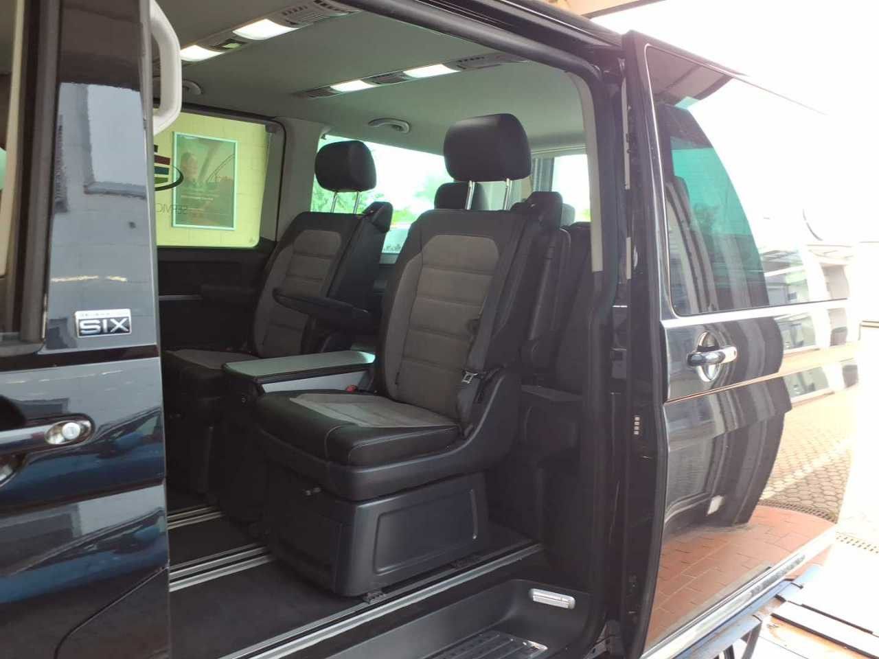 Volkswagen T6 MULTIVAN 2021 г. Чёрный, пробег 38500 км