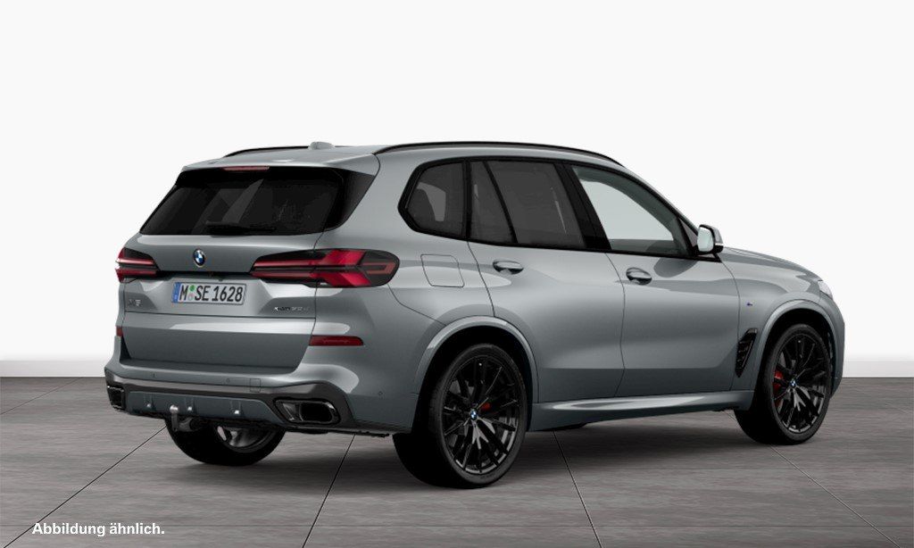 BMW X5 2025 г. Серый, пробег 52357 км