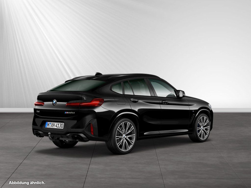 BMW X4 M40 2026 г. Чёрный, пробег 20210 км