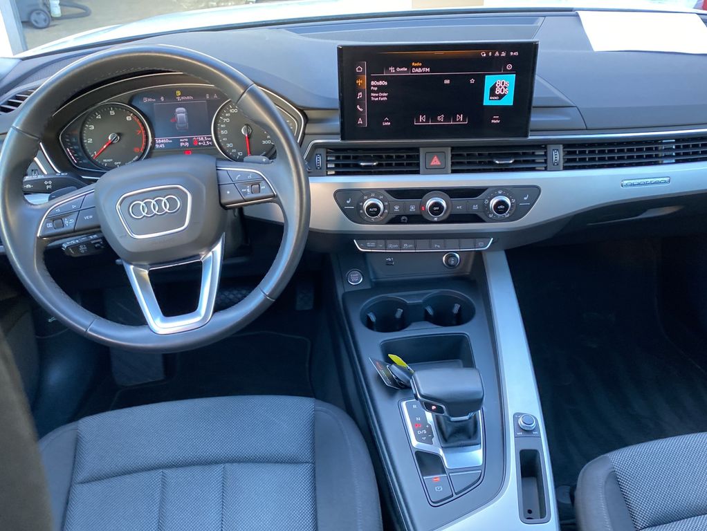 Audi A4 2023 г. Белый, пробег 58455 км