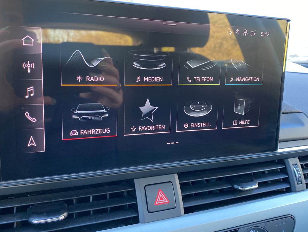 Audi A4 2023 г. Белый, пробег 58455 км