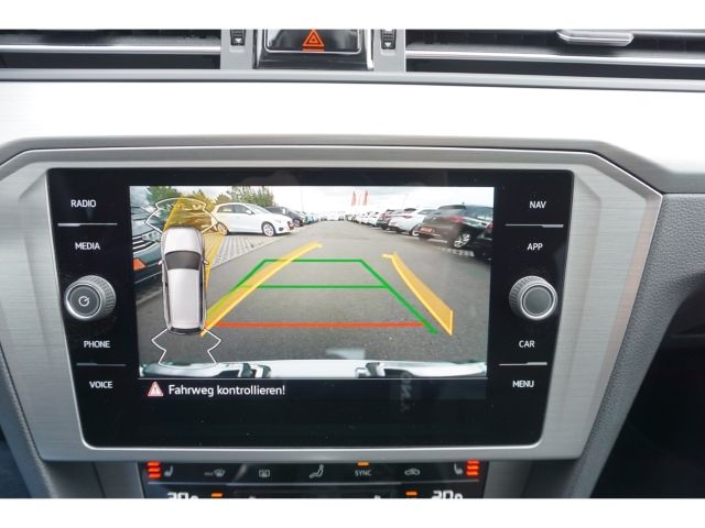 Volkswagen PASSAT VARIANT 2023 г. Белый, пробег 50000 км