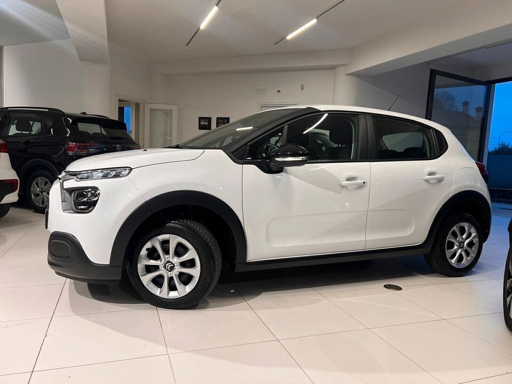 Citroen C3 2022 г. Белый, пробег 49600 км