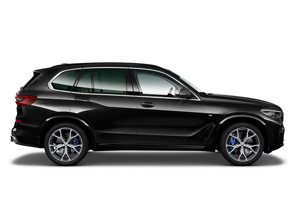 BMW X5 2022 г. Чёрный, пробег 46700 км